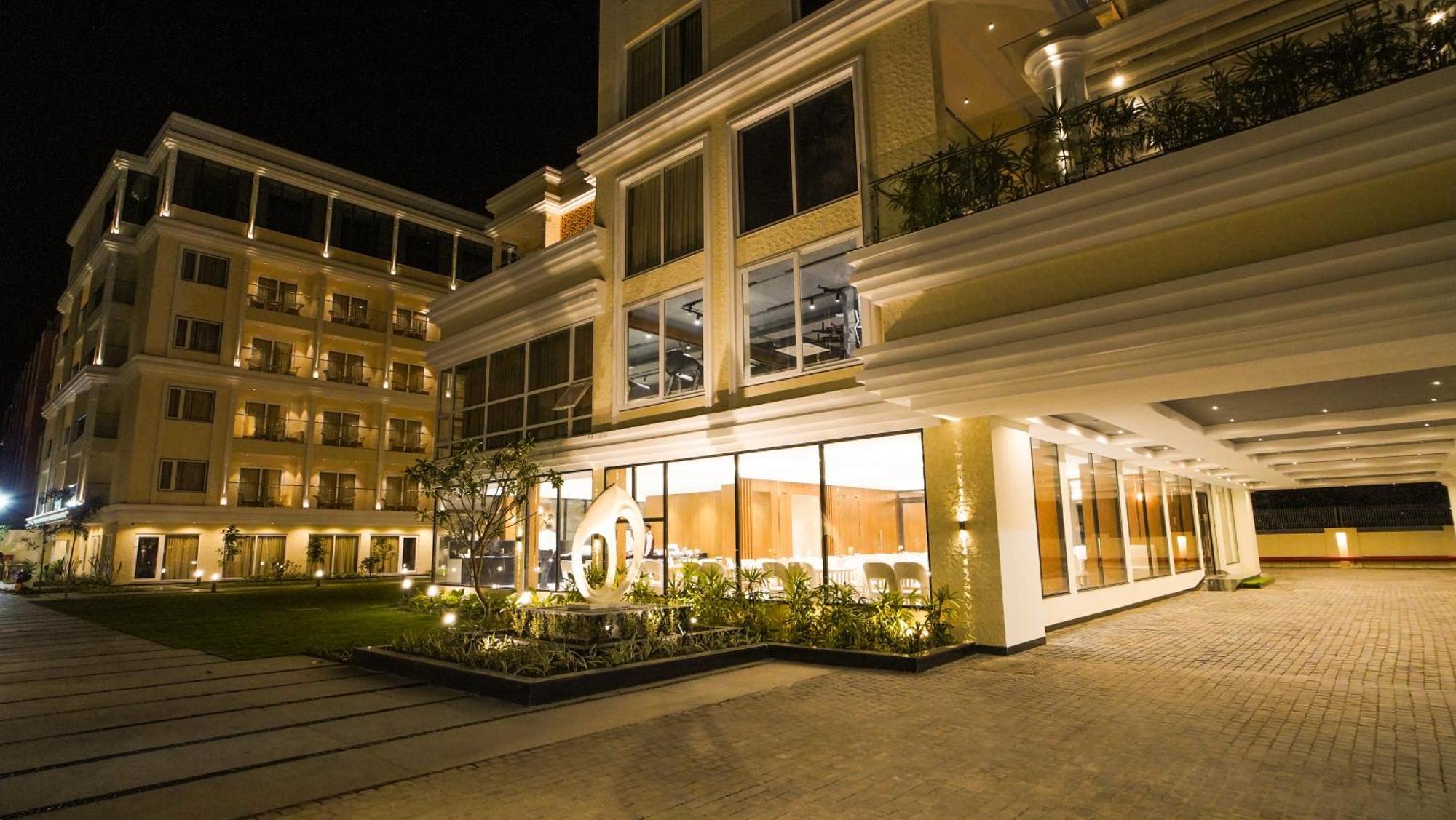 Antique Regency !! Luxurious Hotel In Digha !! Eksteriør billede