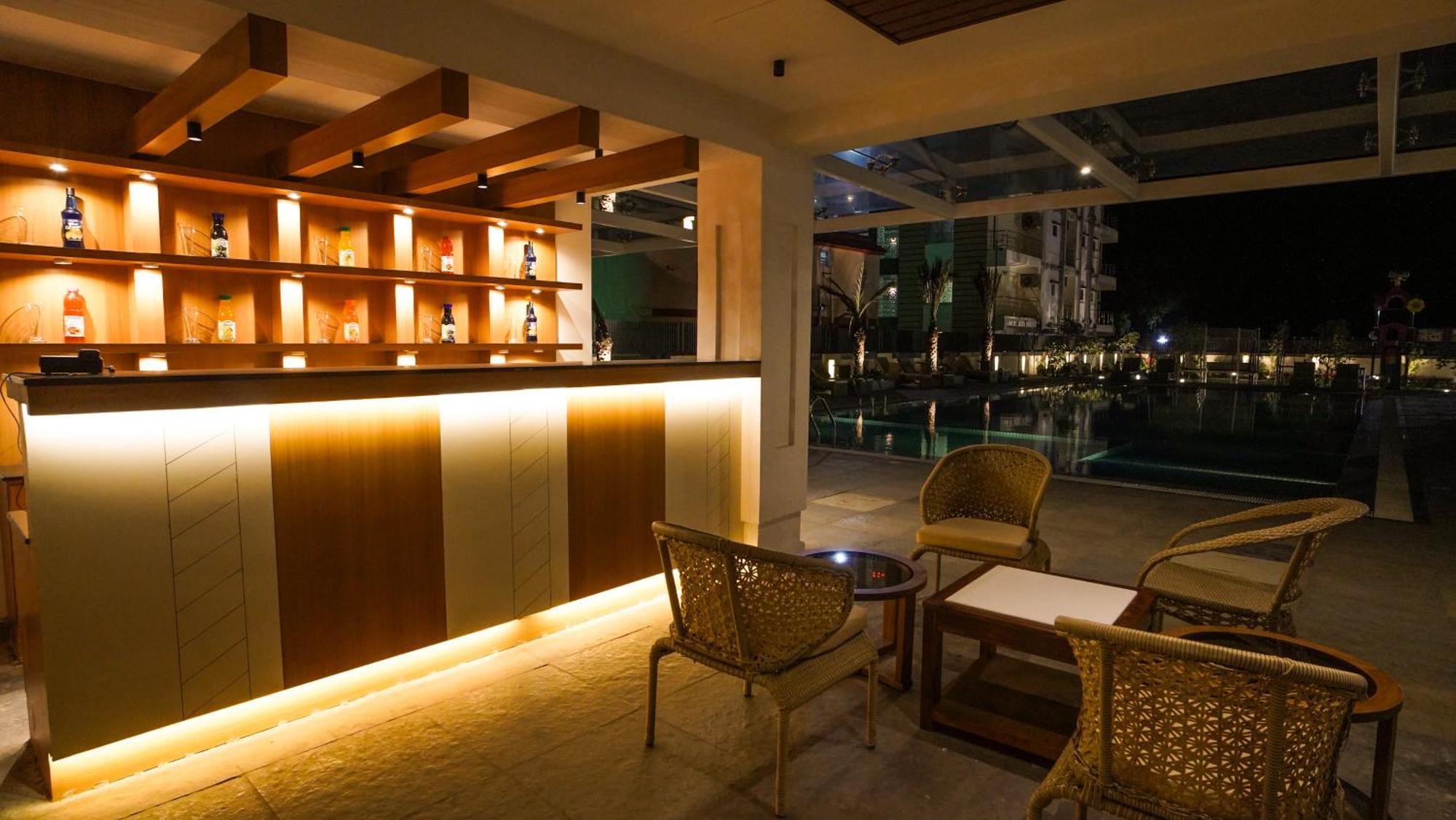 Antique Regency !! Luxurious Hotel In Digha !! Eksteriør billede