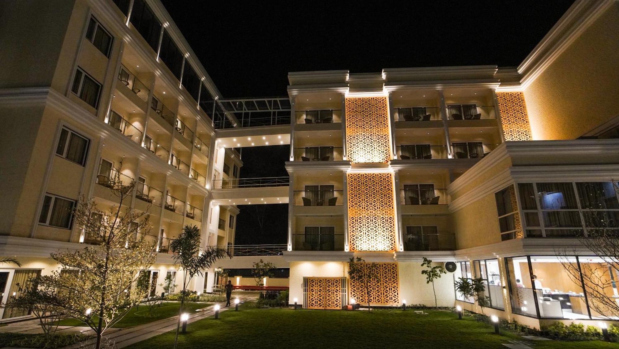 Antique Regency !! Luxurious Hotel In Digha !! Eksteriør billede